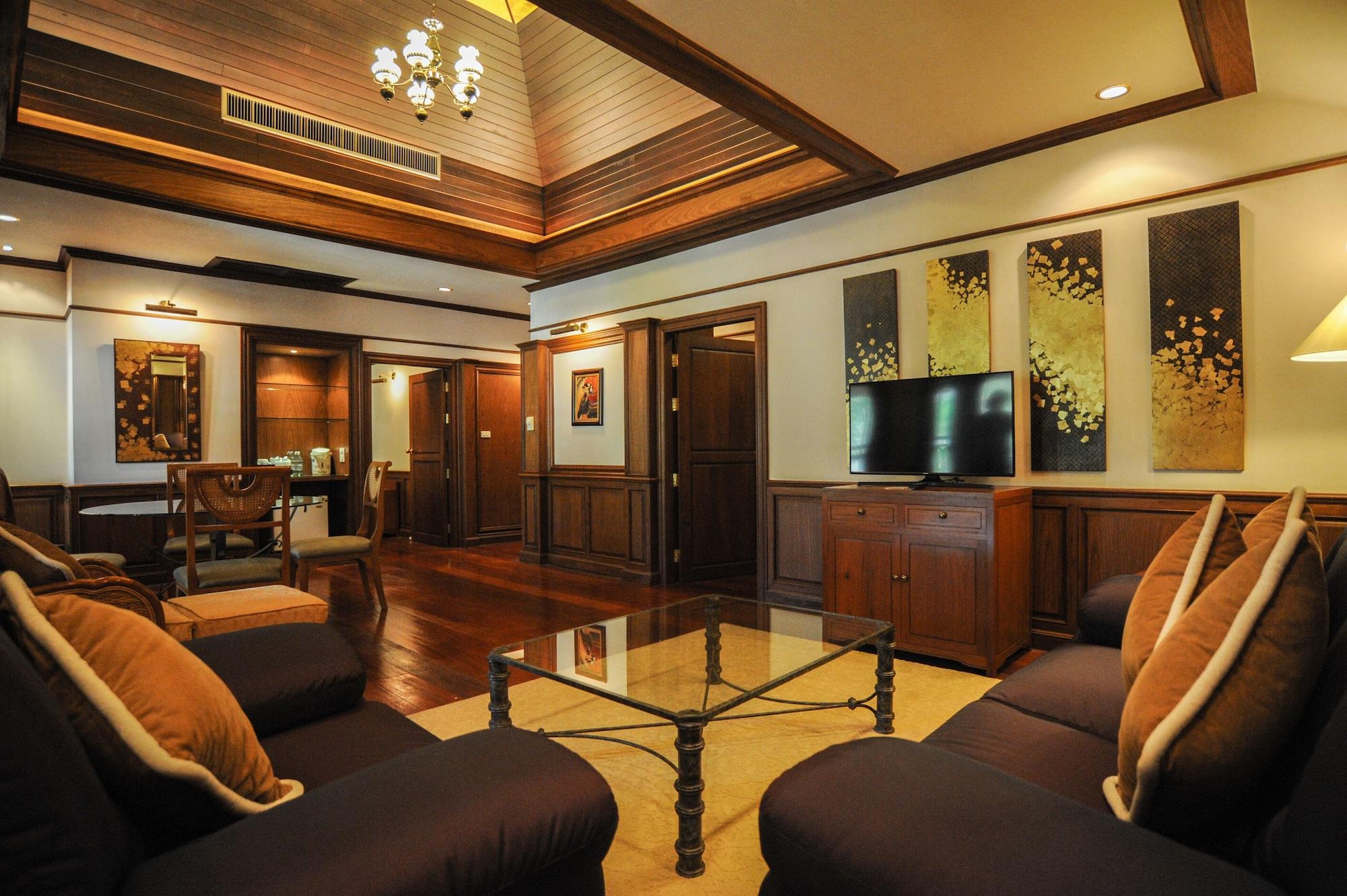 Suan Bua Hotel & Resort Ban Pong  Экстерьер фото
