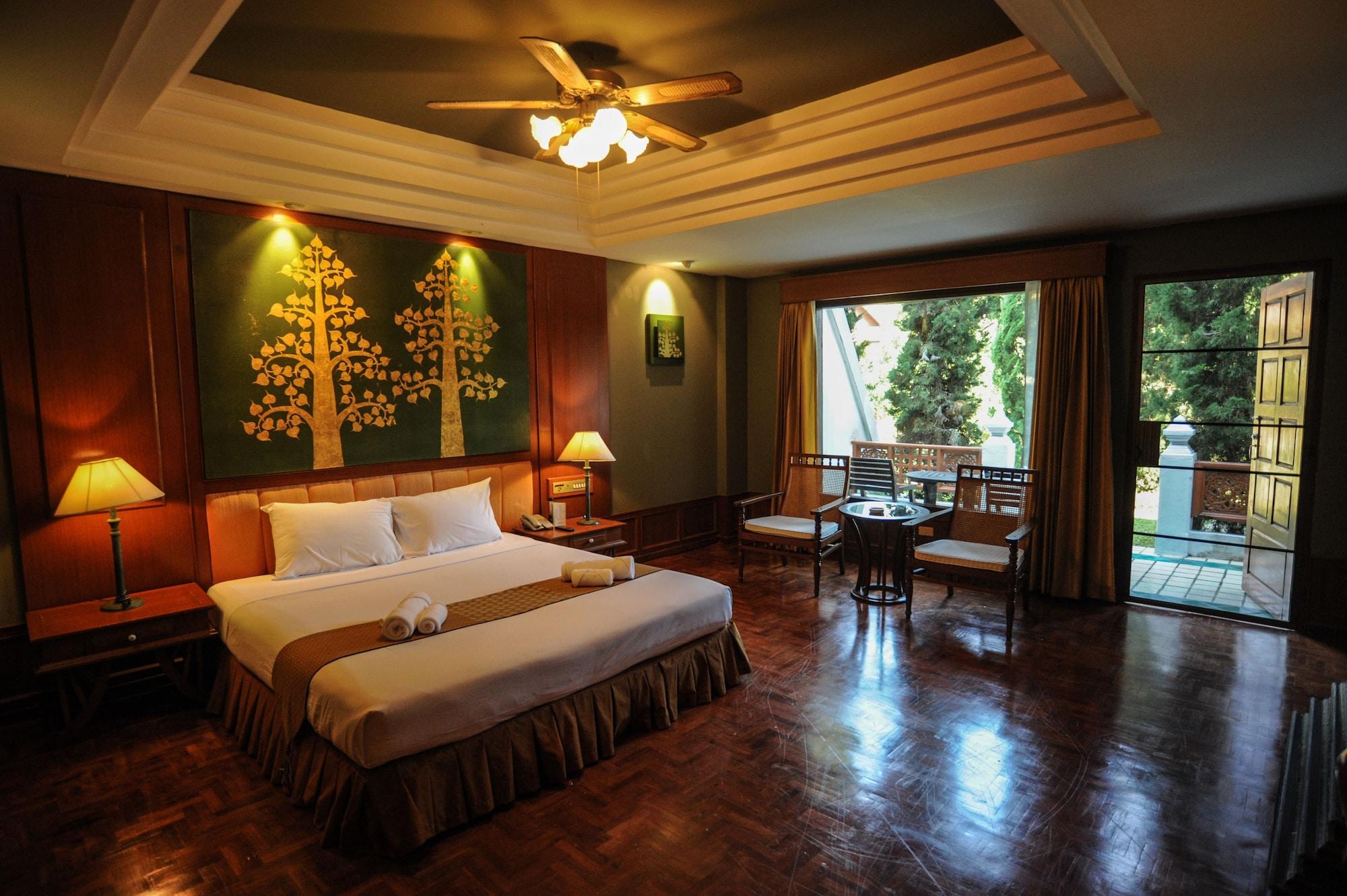 Suan Bua Hotel & Resort Ban Pong  Экстерьер фото
