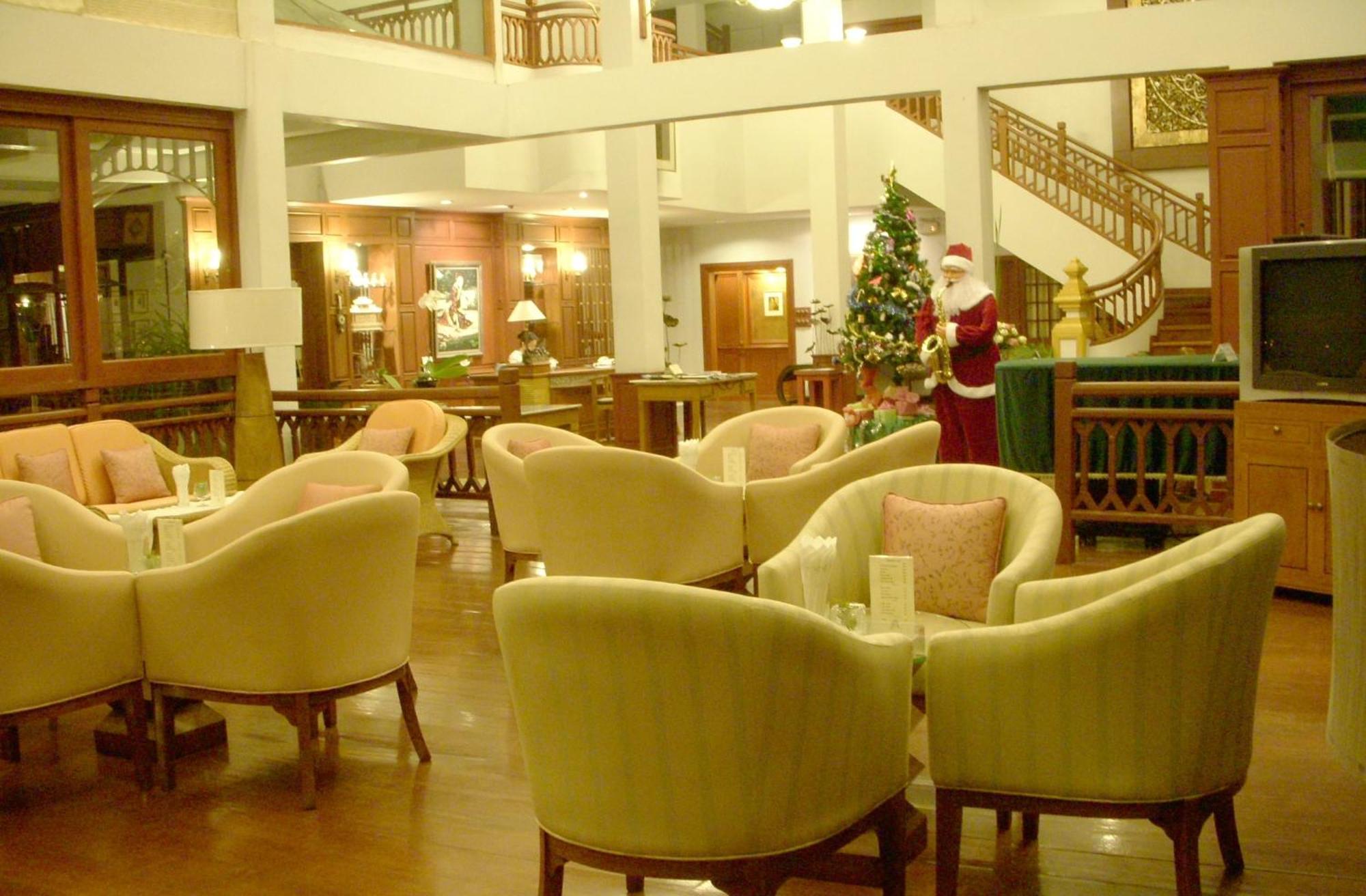 Suan Bua Hotel & Resort Ban Pong  Экстерьер фото