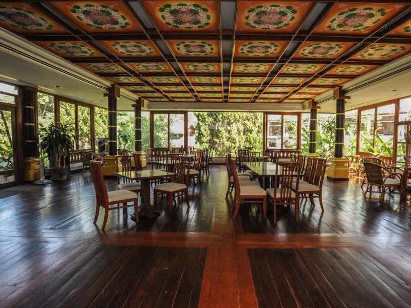 Suan Bua Hotel & Resort Ban Pong  Экстерьер фото