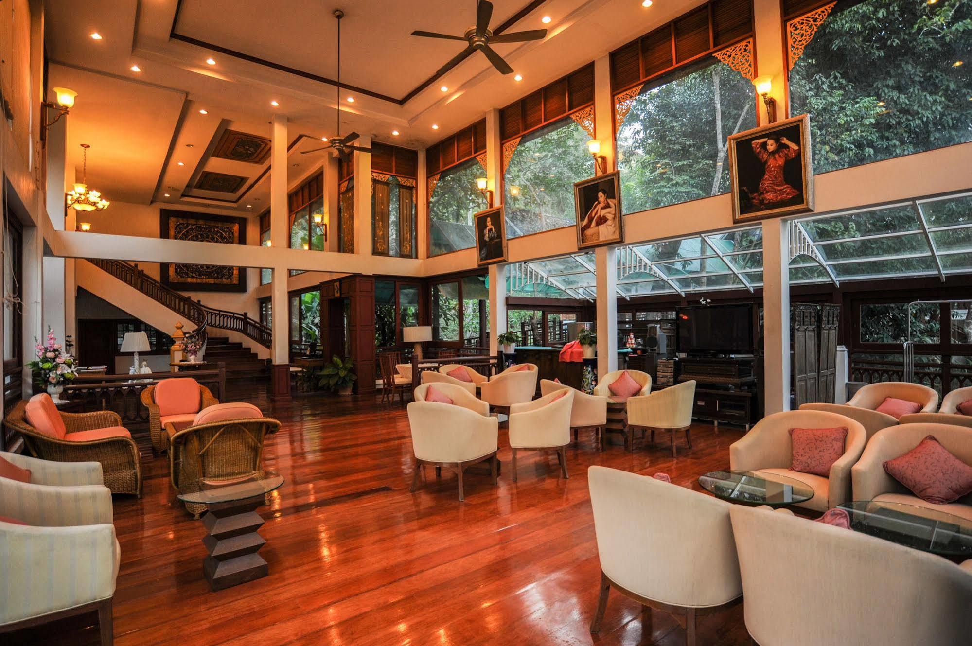 Suan Bua Hotel & Resort Ban Pong  Экстерьер фото